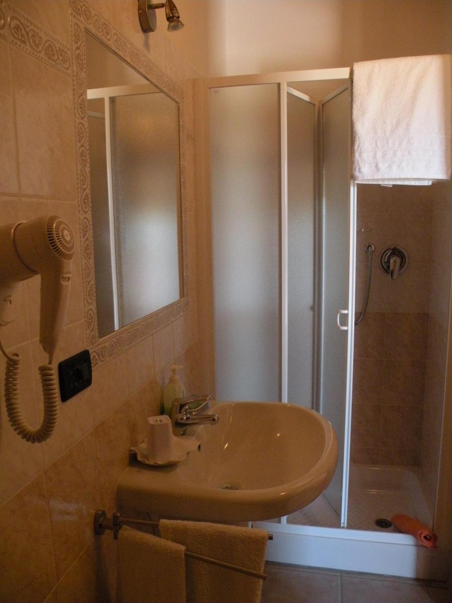 B&B Da Levi Piana Del Sole Rivalta Bormida Стая снимка